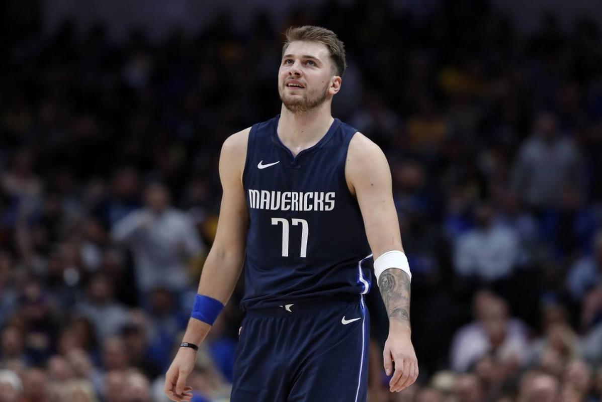 帮助曼城完 帮助曼城完