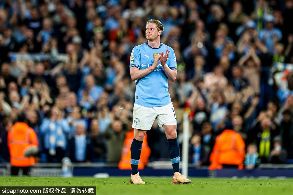 于詹姆斯 于詹姆斯